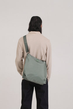 ARCUS CROSSBODY TOTE TOTE BAG 2434 GREEN